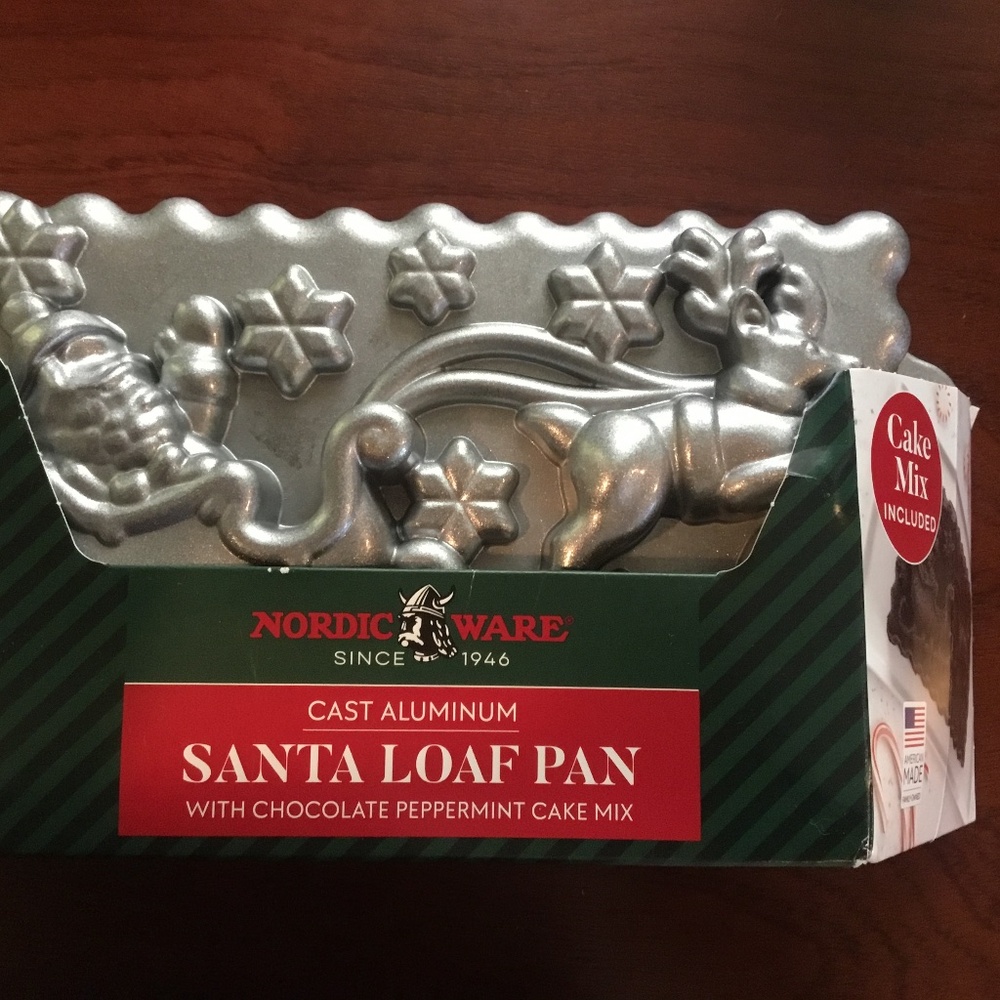NordicWare Santa loaf pan